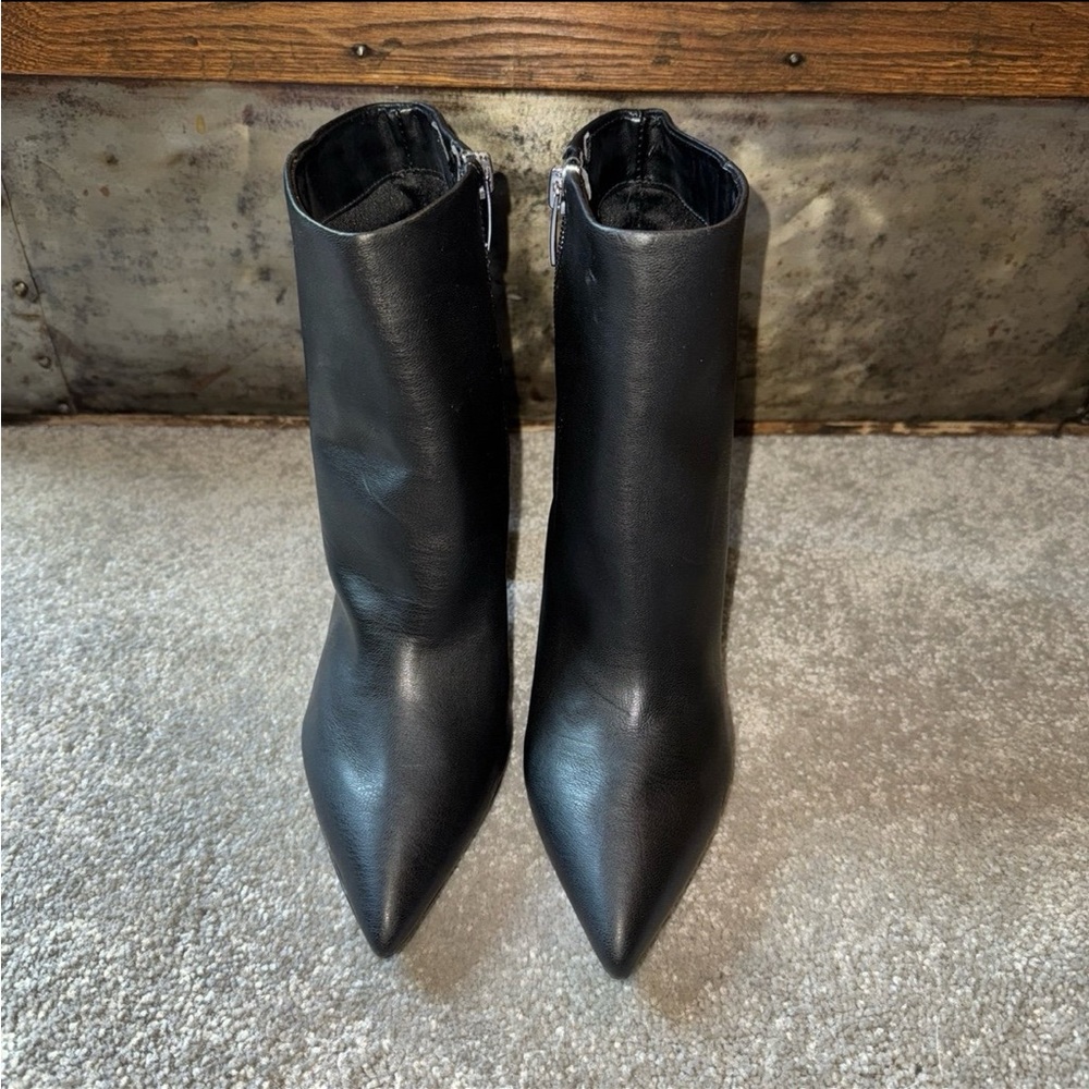 Marc Fisher Black Gritana Almond Yanara  Ankle Boot in black in size 6M
